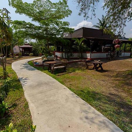 Cowboy Farm Resort Pattaya Ban Huai Yai Экстерьер фото