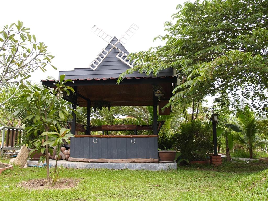 Cowboy Farm Resort Pattaya Ban Huai Yai Экстерьер фото