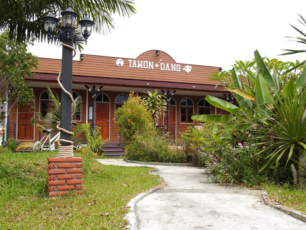 Cowboy Farm Resort Pattaya Ban Huai Yai Экстерьер фото