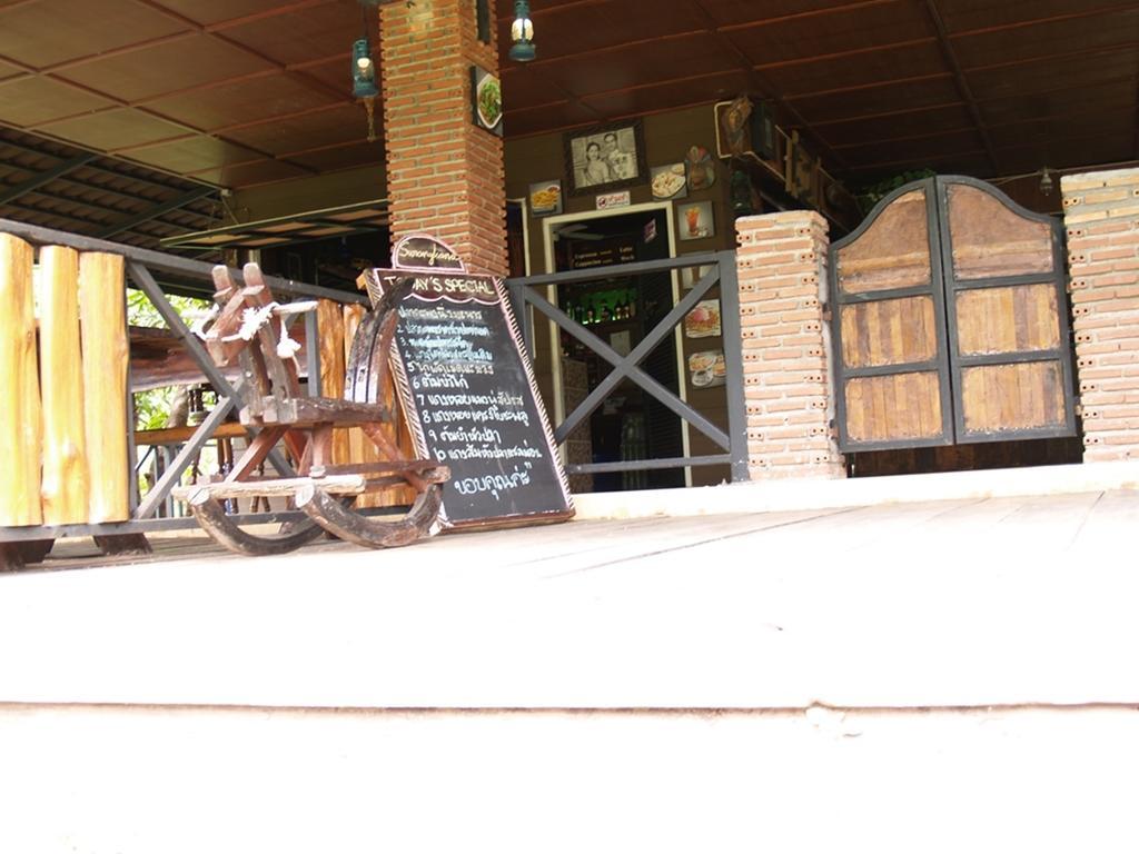 Cowboy Farm Resort Pattaya Ban Huai Yai Экстерьер фото