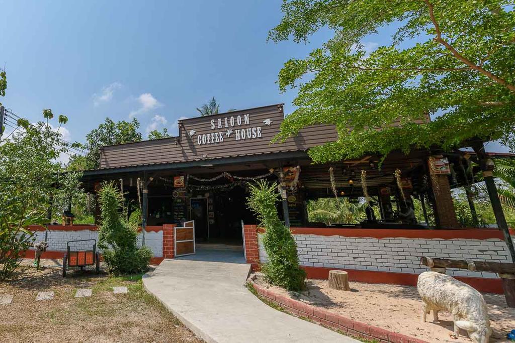 Cowboy Farm Resort Pattaya Ban Huai Yai Экстерьер фото