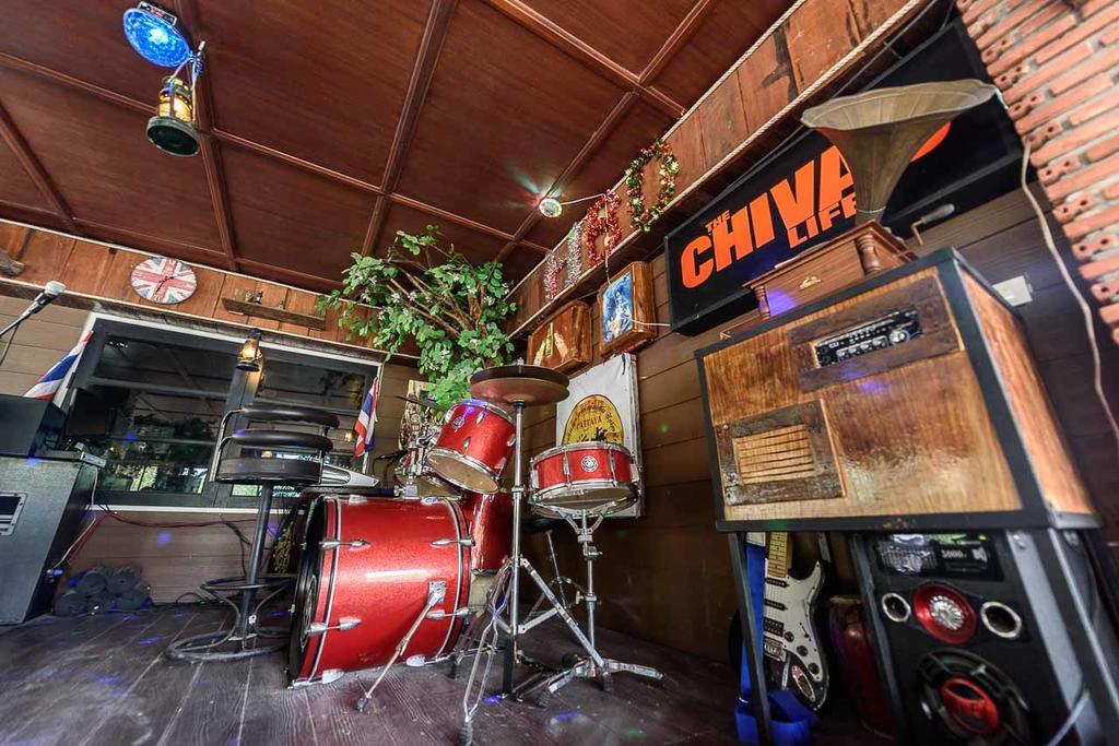 Cowboy Farm Resort Pattaya Ban Huai Yai Экстерьер фото