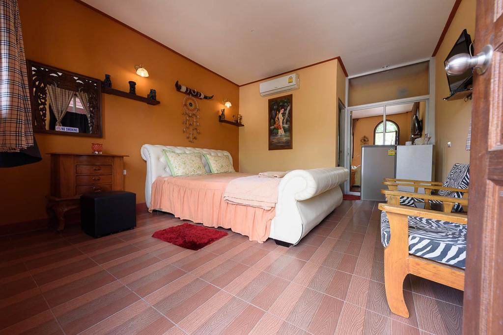 Cowboy Farm Resort Pattaya Ban Huai Yai Экстерьер фото